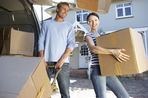 Low-carbon moving van used by Man With Van Hatton